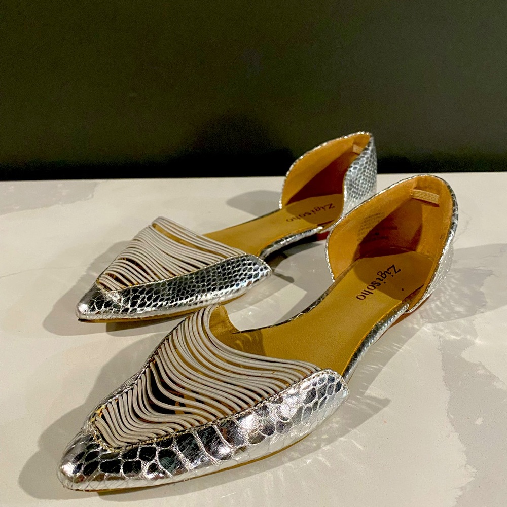 ZigiSoho Silver Flats!